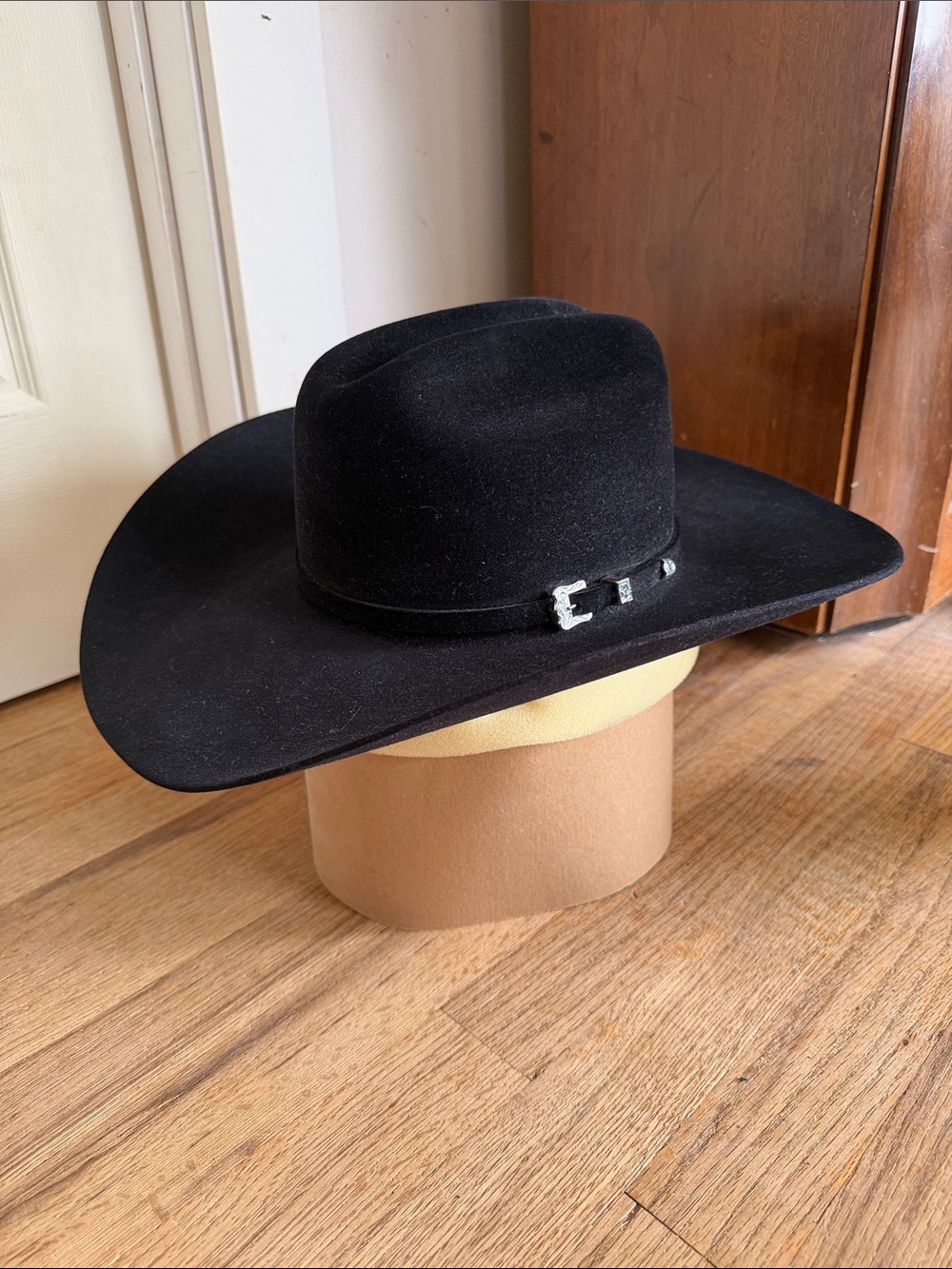 NWOT Rodeo King 20X Black Beaver Fur Felt Cowboy Hat 6 3/4 W/ Box